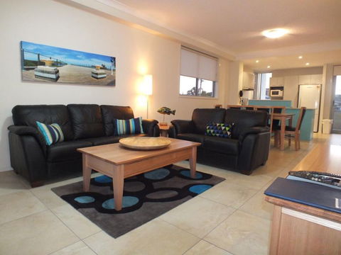 Pacific Marina Apartments - Surfers Paradise Gold Coast 13