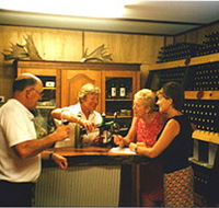 Amarillo Vines - Surfers Paradise Gold Coast