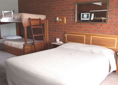 Abbotswood Motor Inn - Surfers Paradise Gold Coast 1