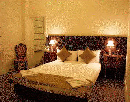 Ambassadors Hotel - Surfers Paradise Gold Coast 3