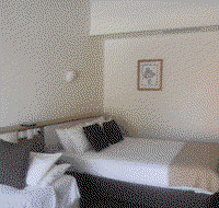 Burkes Hotel Motel - Surfers Paradise Gold Coast