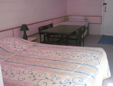 Copper Lantern Motel - Surfers Paradise Gold Coast 2