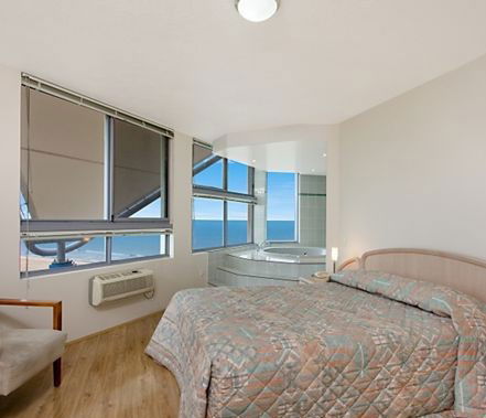 Oceanside Resort - Surfers Paradise Gold Coast 2