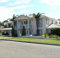 Gracelands - Surfers Paradise Gold Coast