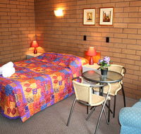 Rippleside Park Motor Inn - Surfers Paradise Gold Coast