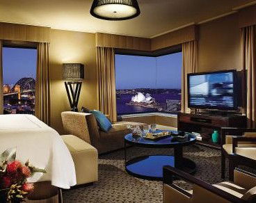 Four Seasons Hotel - Surfers Paradise Gold Coast 2
