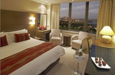 Bayview Boulevard Sydney - Surfers Paradise Gold Coast 3
