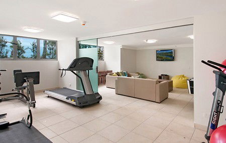 Fairshore Beachfront Apartments - Surfers Paradise Gold Coast 2