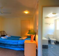 Blue Waters Motel - Surfers Paradise Gold Coast