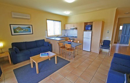 Seaview Motel & Apartments - Surfers Paradise Gold Coast 1