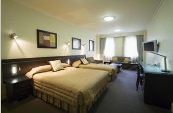 Hyde Park Inn - Surfers Paradise Gold Coast 0
