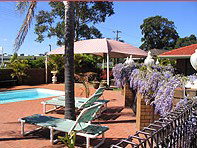 Bomaderry Motor Inn - Surfers Paradise Gold Coast 2