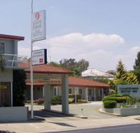 Country Comfort Cowra Countryman Motor Inn - Surfers Paradise Gold Coast