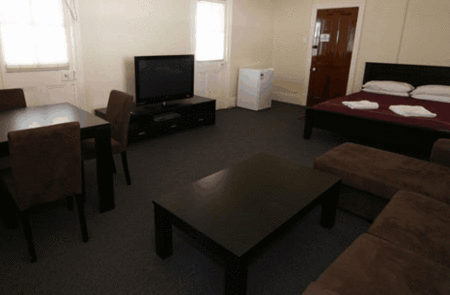 Tumby Bay Hotel And Seafront Apartments - Surfers Paradise Gold Coast 1