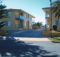 AA Madalena Court Holiday Apartments - Surfers Paradise Gold Coast