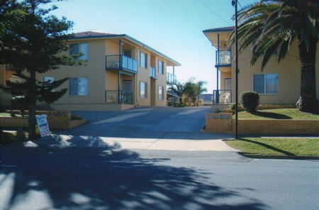 AA Madalena Court Holiday Apartments - Surfers Paradise Gold Coast 0