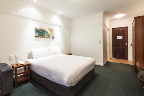 Stay Margaret River - Surfers Paradise Gold Coast 5