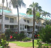 Camargue Beachfront Apartments - Surfers Paradise Gold Coast