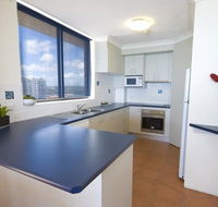 Majorca Isle Beachside Resort - Surfers Paradise Gold Coast