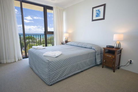 Majorca Isle Beachside Resort - Surfers Paradise Gold Coast 1