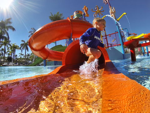 Oaks Oasis - Surfers Paradise Gold Coast 2