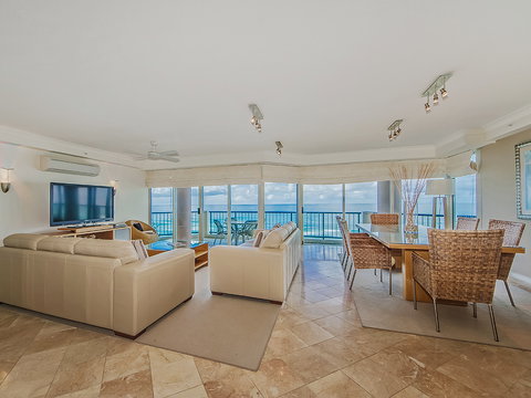 AA Oceana On Broadbeach - Surfers Paradise Gold Coast 12