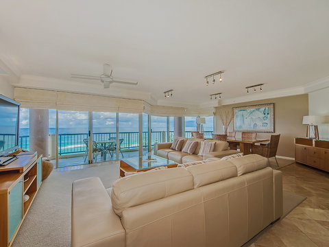 AA Oceana On Broadbeach - Surfers Paradise Gold Coast 14