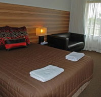 Red Cedars Motel - Surfers Paradise Gold Coast