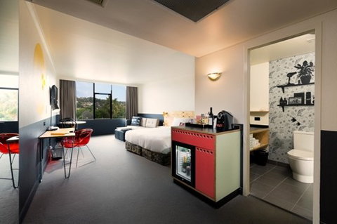Atura Albury - Surfers Paradise Gold Coast 1