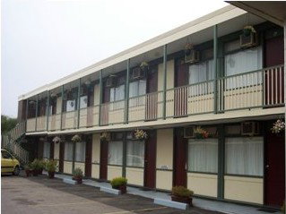 Beach Motor Inn - Surfers Paradise Gold Coast 1
