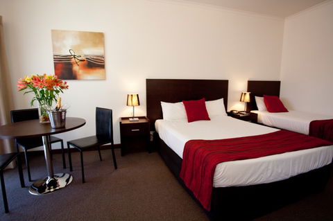 Mercure Port Of Echuca - Surfers Paradise Gold Coast 1