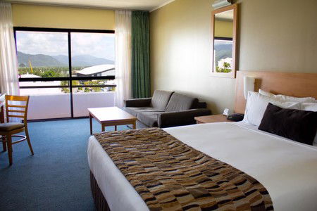 Rydges Plaza Cairns - Surfers Paradise Gold Coast 3
