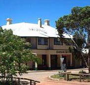 Hawker Hotel Motel - Surfers Paradise Gold Coast