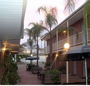 Yarrawonga Central Motor Inn - Surfers Paradise Gold Coast