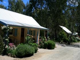 Riesling Trail Cottages - Surfers Paradise Gold Coast 0