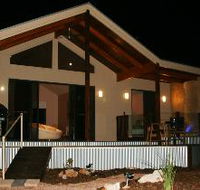 Pike River Luxury Villas - Surfers Paradise Gold Coast