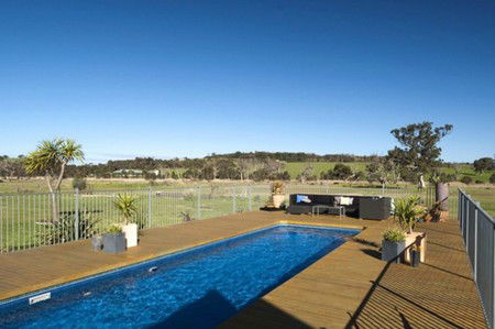 Victor Harbor Waterhouse Retreat - Surfers Paradise Gold Coast 3