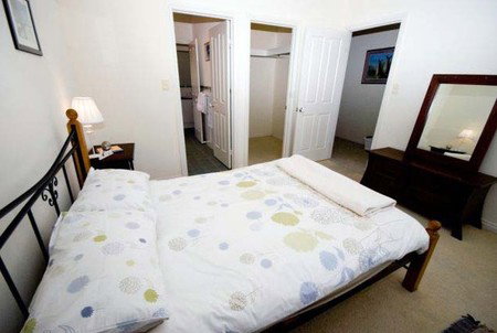 Roo's Place - Surfers Paradise Gold Coast 4