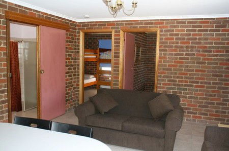 Roonka Riverfront Cottages - Surfers Paradise Gold Coast 5
