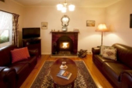 Trinity Cottage - Surfers Paradise Gold Coast 1