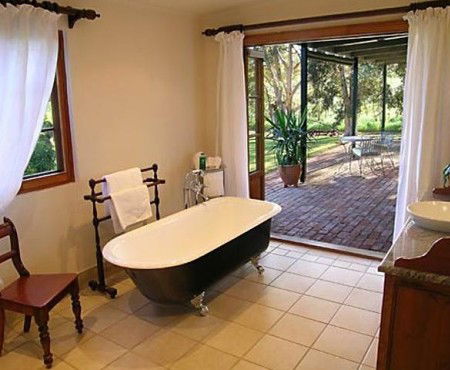Seppeltsfield Vineyard Cottage - Surfers Paradise Gold Coast 3