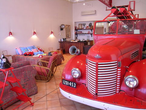 The Fire Station Inn - Loggia Suite - Surfers Paradise Gold Coast 0