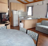 Victor Harbor Holiday and Cabin Park - Surfers Paradise Gold Coast
