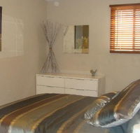 Luxury Vineyard Cottage on Pike River Lyrup - Surfers Paradise Gold Coast