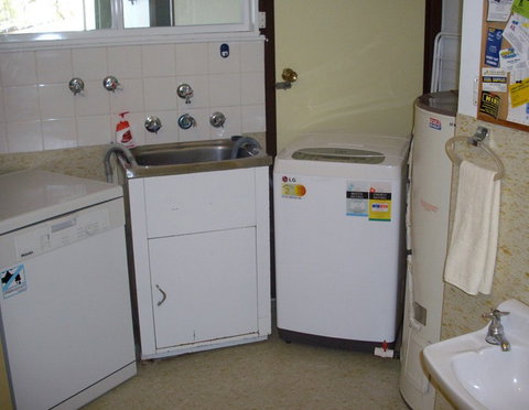 Riverfront Holiday House - Surfers Paradise Gold Coast 1