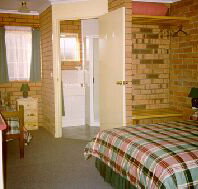 Latrobe Motel - Surfers Paradise Gold Coast