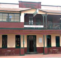 Central Hotel Zeehan - Surfers Paradise Gold Coast