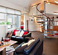 TWOFOURTWO Boutique Apartments - Surfers Paradise Gold Coast