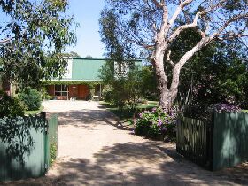 Pelican Bay Bed And Breakfast - Surfers Paradise Gold Coast 0