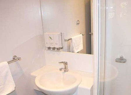 Leisure Inn Waterfront Lodge - Surfers Paradise Gold Coast 1